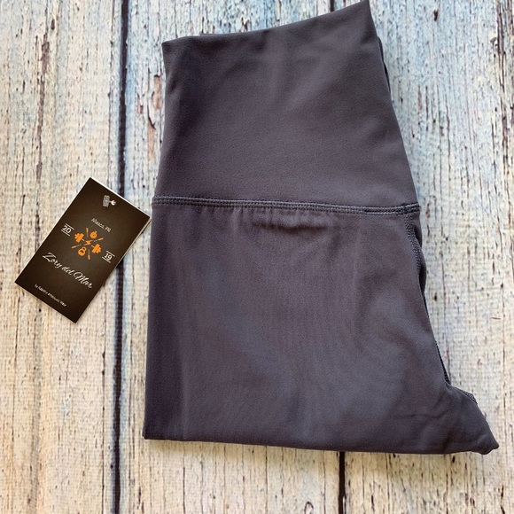 High Waist Soft Training Leggings - Zory del Mar - Picture 2 of 5